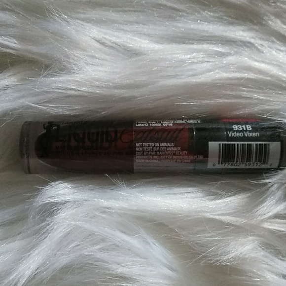 Wet and wild makeup bundle - Picture 3 of 3